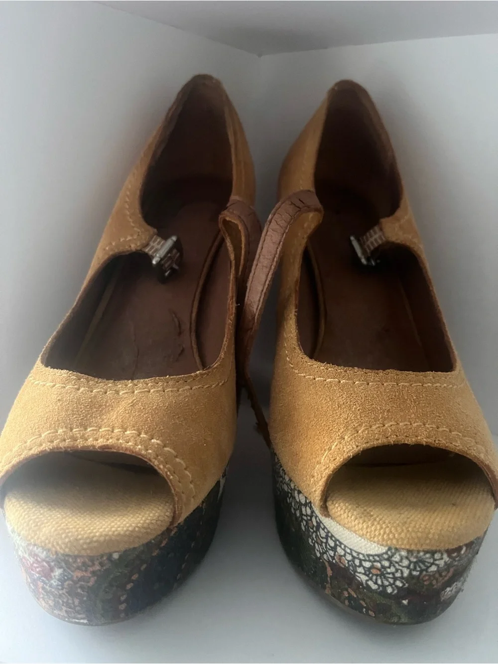 Lucky Brand Tan Suede Peep-Toe Platform Heels